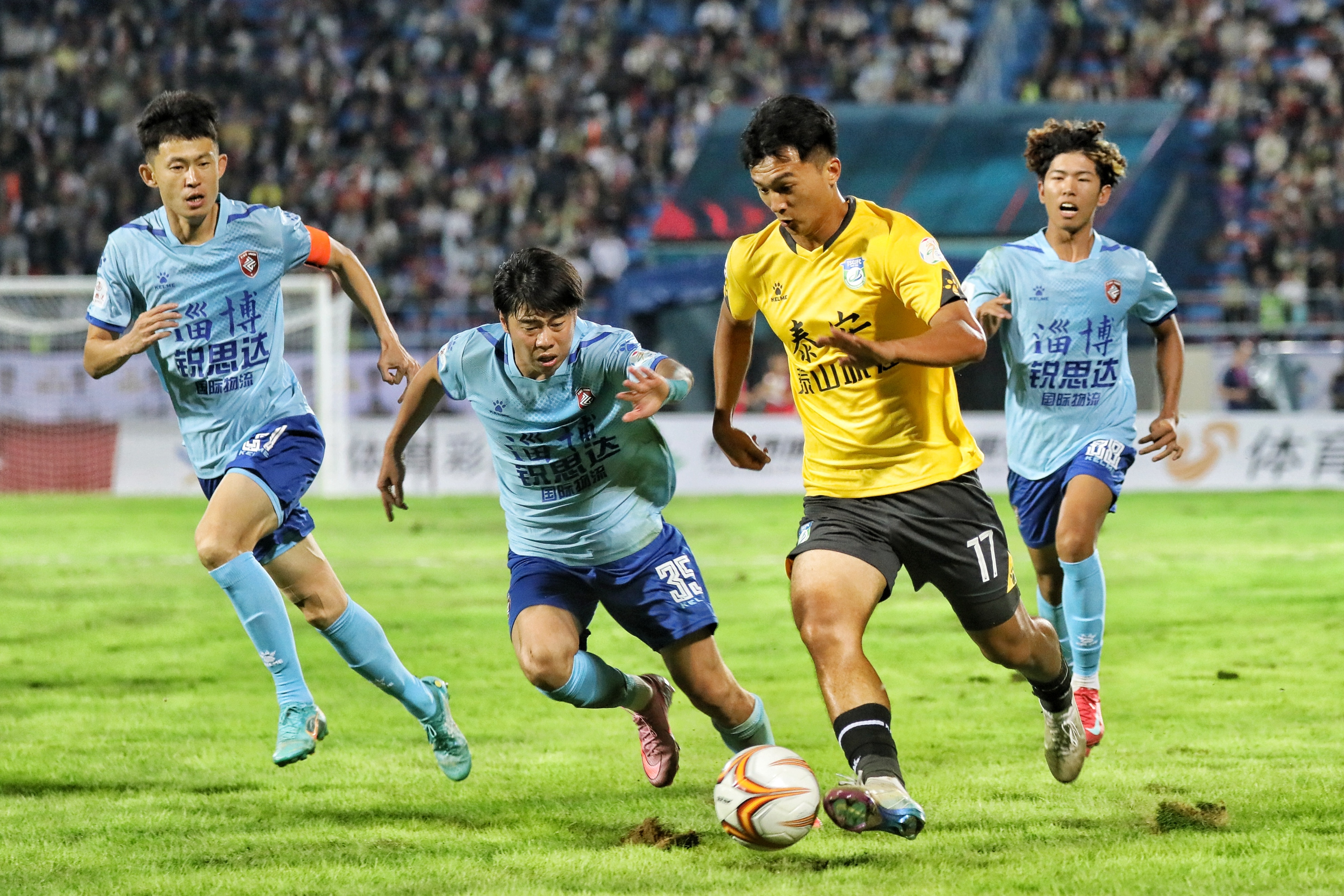 深圳1比2山东泰山集锦 深圳1比2山东泰山集锦